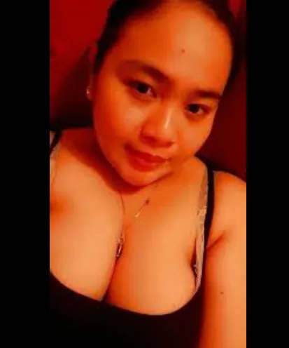 Semalam Aku Sangat Merasa Letih Setelah Mama Baruku Membuatku Tidur Dalam Pelukan yang Hangat